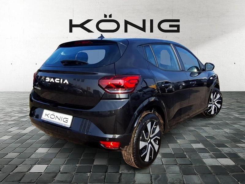 Gebraucht Dacia Sandero Expression 91 PS (66 kW) 2025 Schwarz Limousine