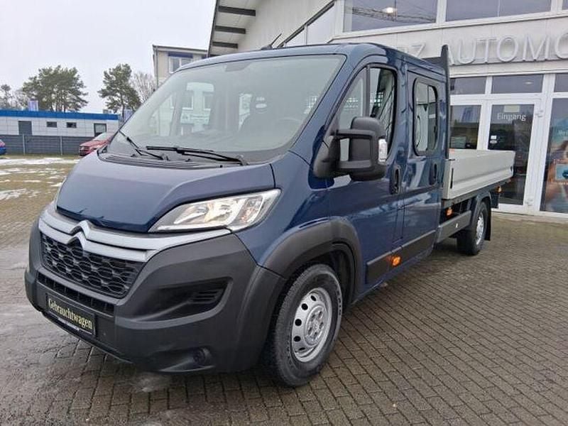 Blau Gebraucht 2023 Citroën Jumper Van / Kleinbus | 21.990 € (Fairer Preis) - Bild 1/4