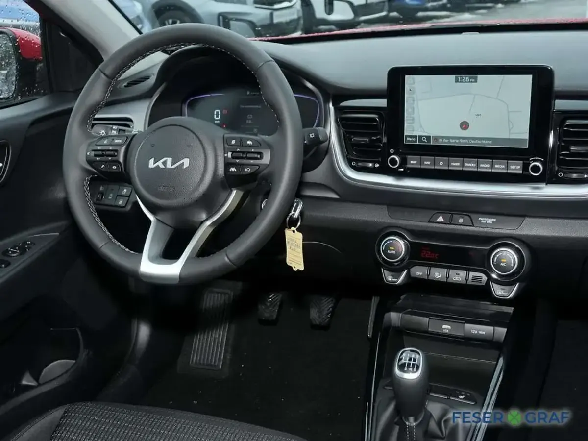Nuevo Kia Stonic Vision 101 CV (74 kW) 2026 Rojo SUV
