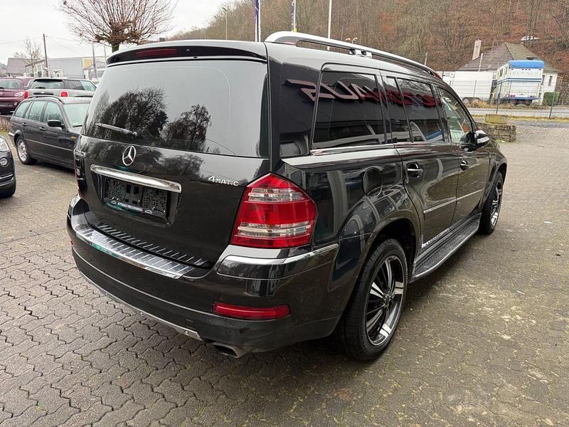 Gebraucht Mercedes GL320 224 PS (164 kW) 2007 Schwarz SUV