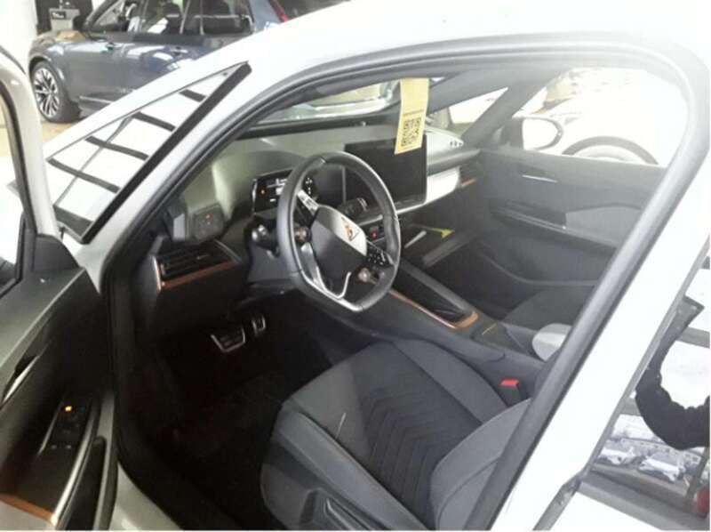 Gebraucht Cupra Born 169 kW (231 PS) 2024 Weiß Kleinwagen