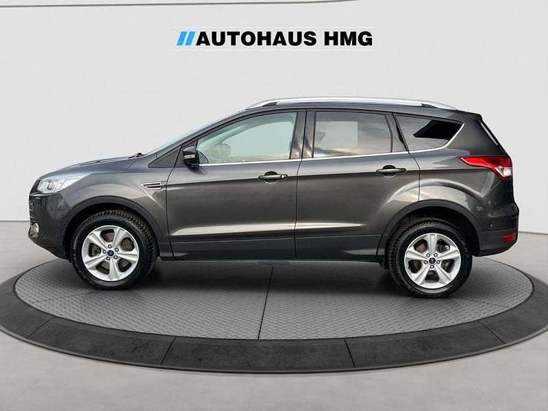 Gebraucht Ford Kuga Trend 182 PS (133 kW) 2016 Grau SUV