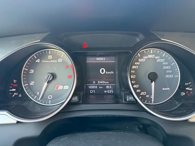 Gebraucht Audi Cabriolet 333 PS (244 kW) 2010 Weiß Cabrio