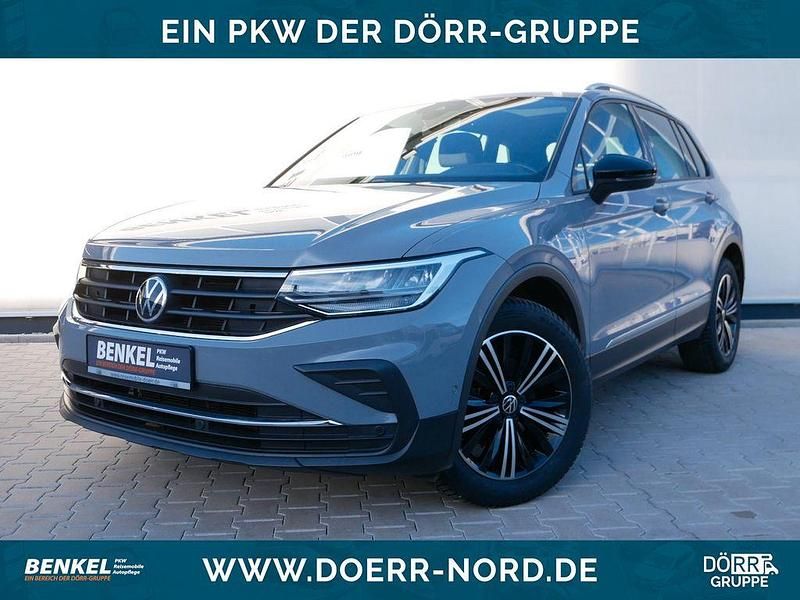 Grau Gebraucht 2021 VW Tiguan United SUV | 25.790 € (Fairer Preis) - Bild 1/3