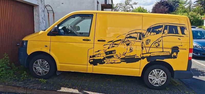 Gelb Gebraucht 2011 VW Transporter Van | 13.300 € (Teuer) - Bild 1/4