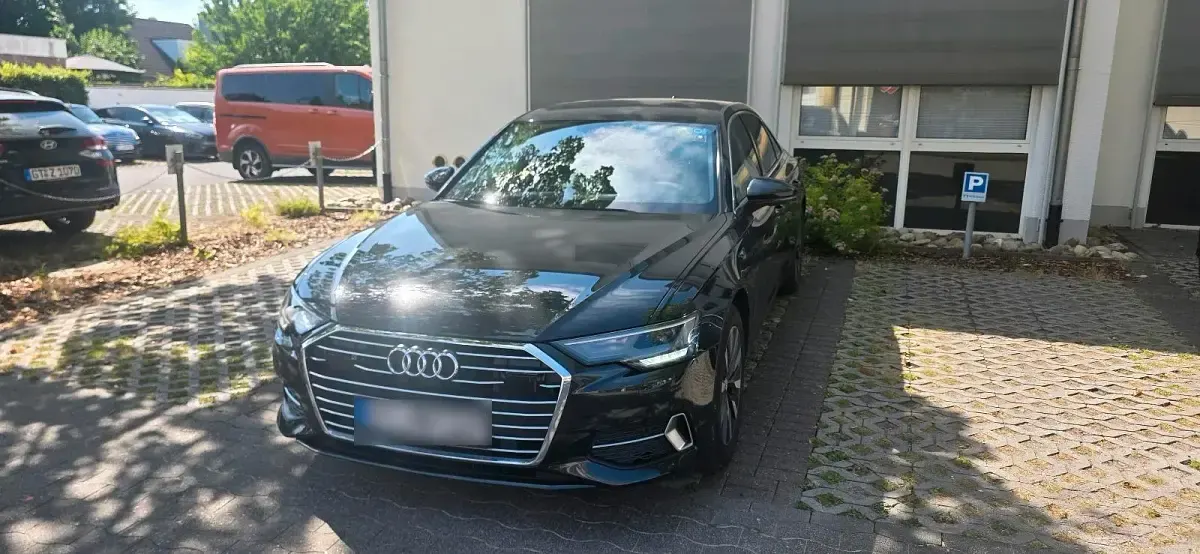 Gebraucht Audi A6 Sport 204 PS (150 kW) 2020 Schwarz Limousine