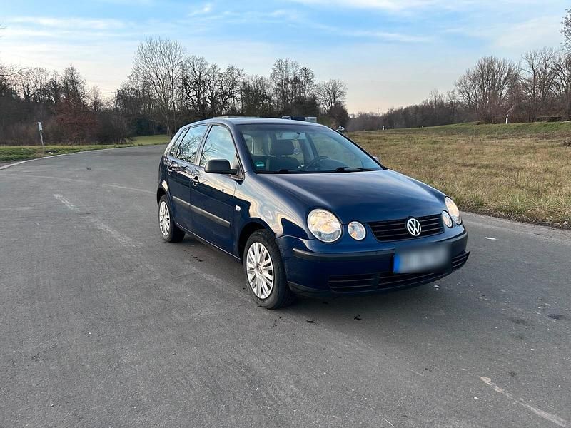 Blau Gebraucht 2002 VW Polo Kleinwagen | 800 € (Guter Preis) - Bild 1/4