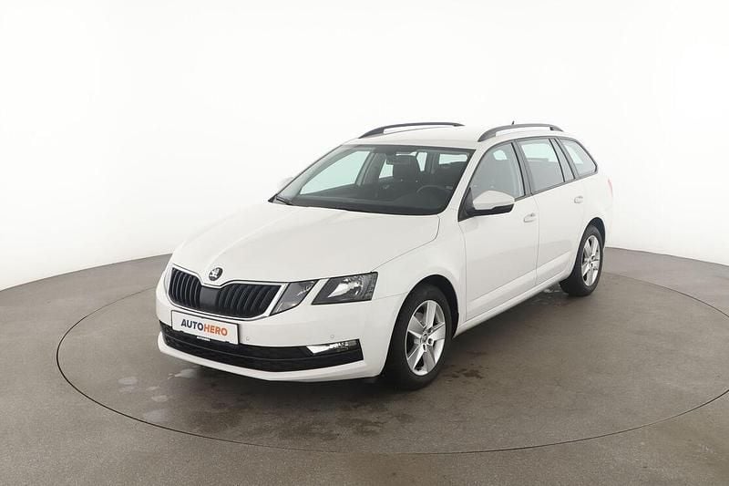 Weiß Gebraucht 2020 Skoda Octavia Ambition Kombi | 14.650 € (Fairer Preis) - Bild 1/3