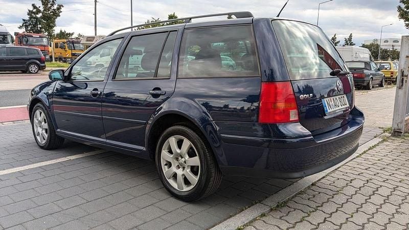 Gebraucht VW Golf IV Highline 116 PS (85 kW) 2002 Blau Kombi