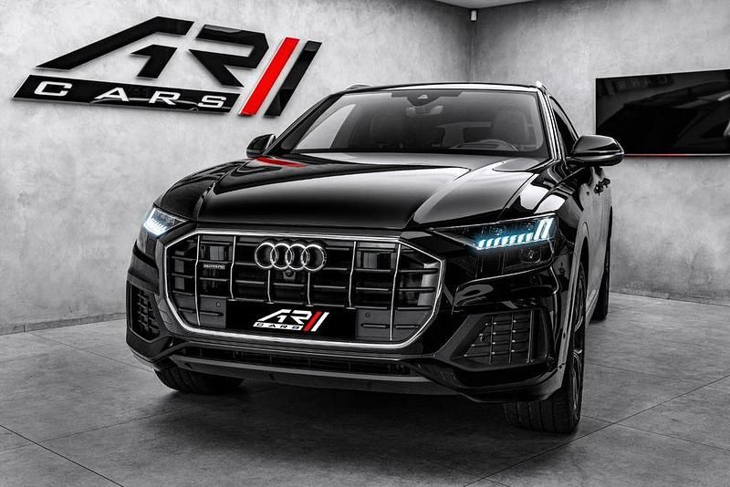 Gebraucht Audi Q8 286 PS (210 kW) 2023 Schwarz SUV