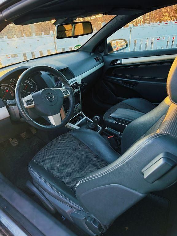 Gebraucht Opel Astra Cabriolet Cosmo 140 PS (102 kW) 2006 Silber Cabrio