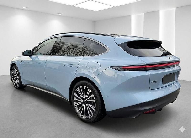 Blau Gebraucht 2023 Nio ET5 Kombi | 27.900 € - Bild 1/4