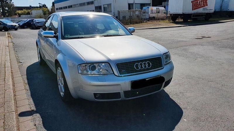 Silber Gebraucht 2004 Audi S6 Ambiente Limousine | 16.500 € - Bild 1/4