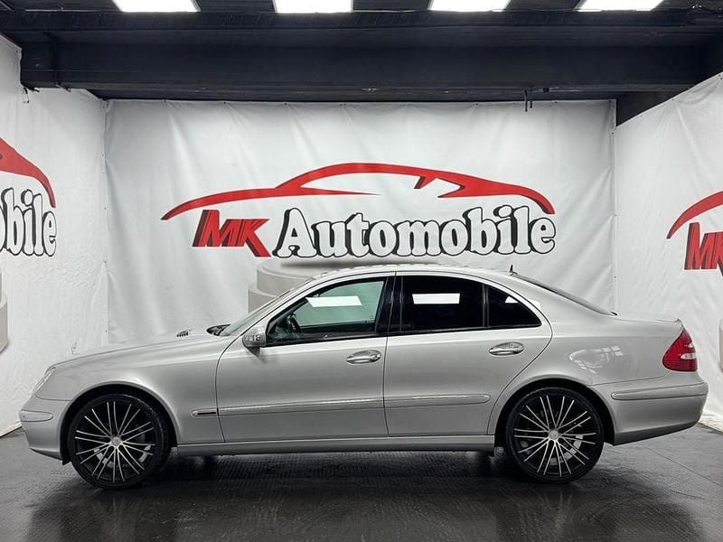 Gebraucht Mercedes E200 163 PS (119 kW) 2004 Silber Limousine