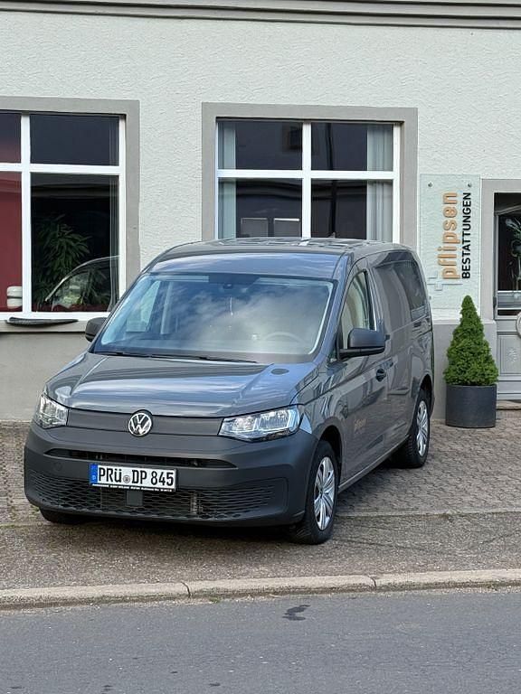 Grau Gebraucht 2023 VW Caddy Maxi Van / Kleinbus | 35.900 € - Bild 1/4