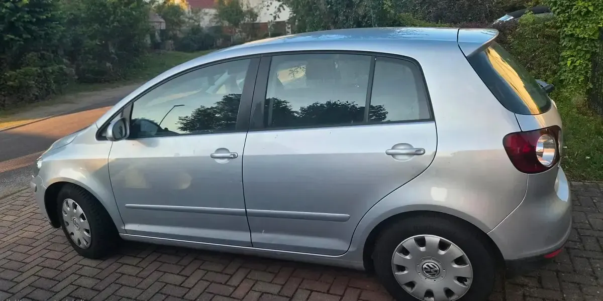 Gebraucht VW Golf Plus Cross 102 PS (75 kW) 2005 Silber Limousine