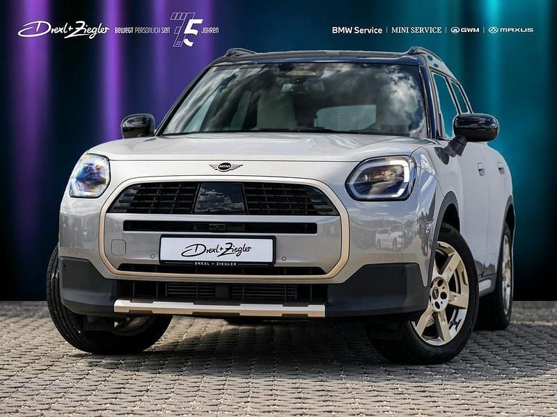 Silber Gebraucht 2024 Mini Countryman Favoured SUV | 39.980 € (Teuer) - Bild 1/4
