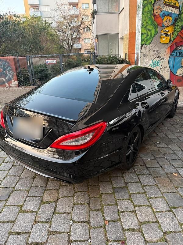 Gebraucht Mercedes CLS350 306 PS (225 kW) 2011 Schwarz Limousine
