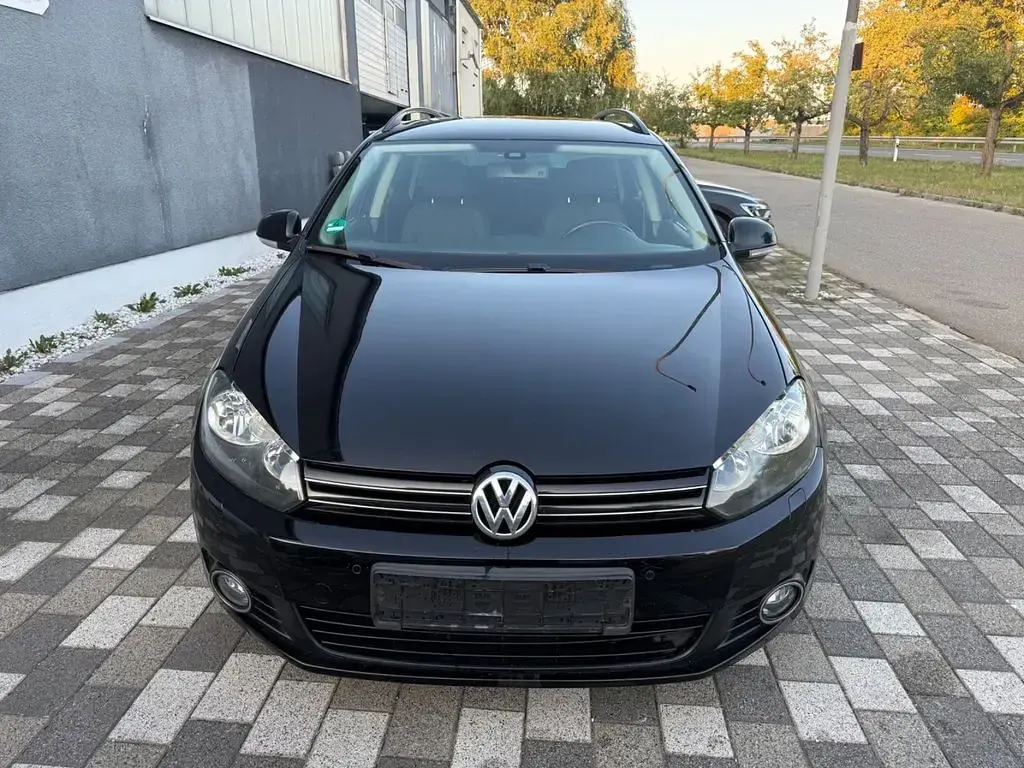 Gebraucht VW Golf VI Comfortline 105 PS (77 kW) 2010 Schwarz Kombi