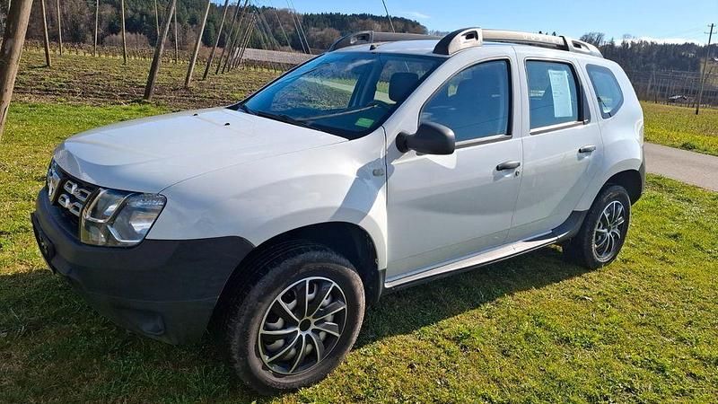 Gebraucht Dacia Duster Essentiel 105 PS (77 kW) 2015 Weiß SUV