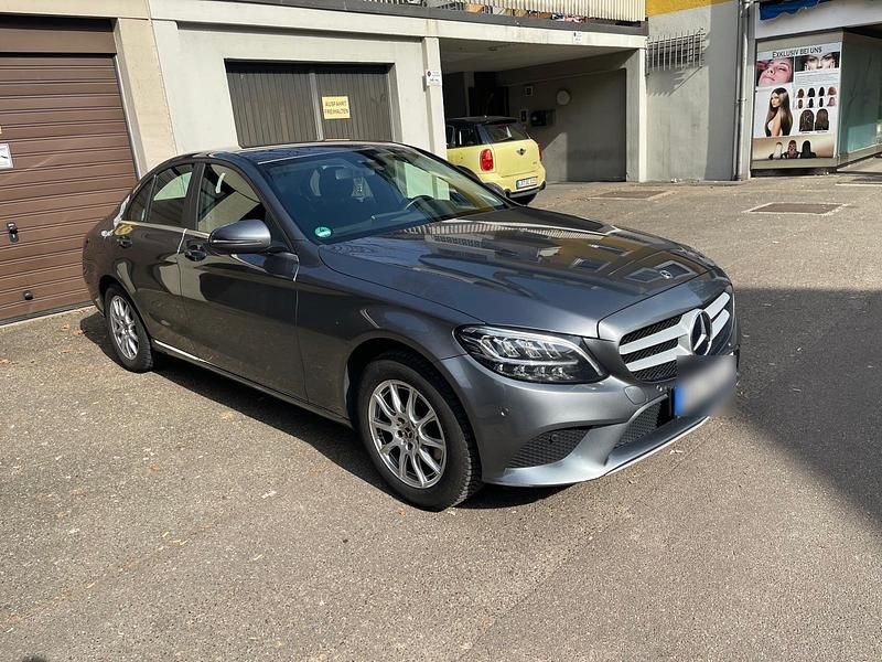Gebraucht Mercedes 200 2019 Grau Limousine