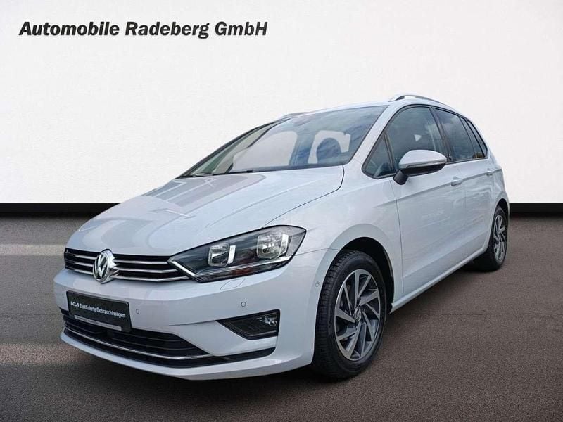 White silver Gebraucht 2017 VW Golf VII Sound Limousine | 13.900 € (Fairer Preis) - Bild 1/4