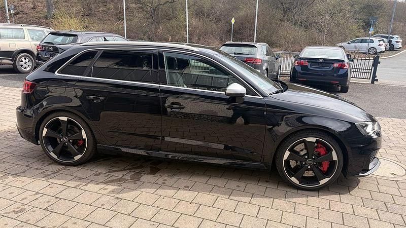 Gebraucht Audi RS3 Sport 367 PS (269 kW) 2016 Schwarz Limousine