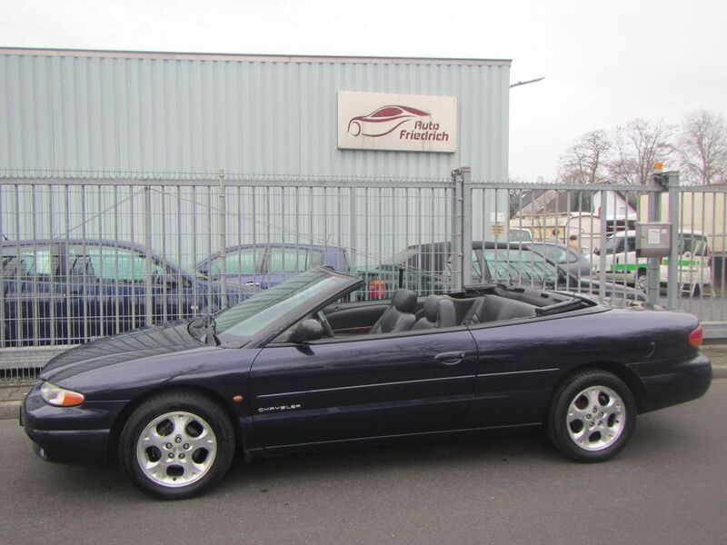 Blau Gebraucht 1998 Chrysler Stratus Cabrio | 1.999 € - Bild 1/4