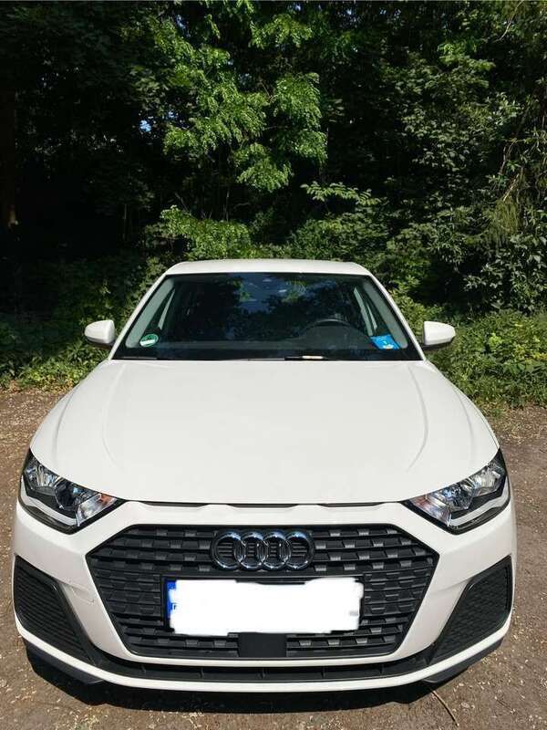 Weiß Gebraucht 2020 Audi A1 Sportback Kleinwagen | 14.500 € (Fairer Preis) - Bild 1/4