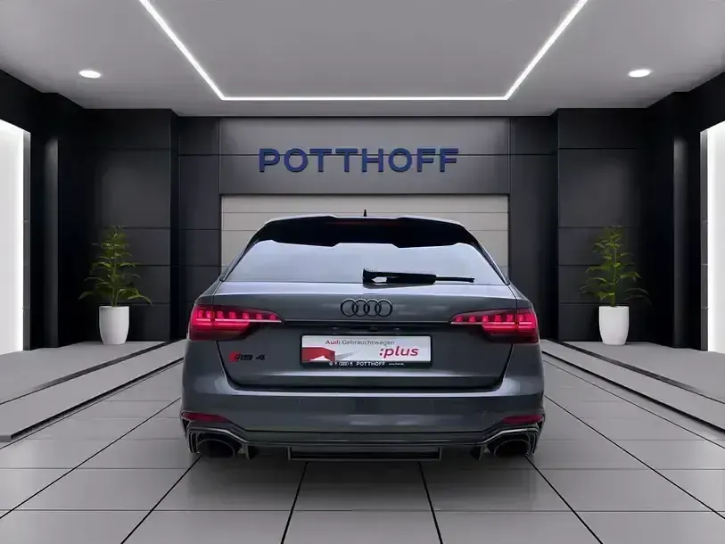 Gebraucht Audi RS4 Ambiente 470 PS (345 kW) 2023 Grau Kombi