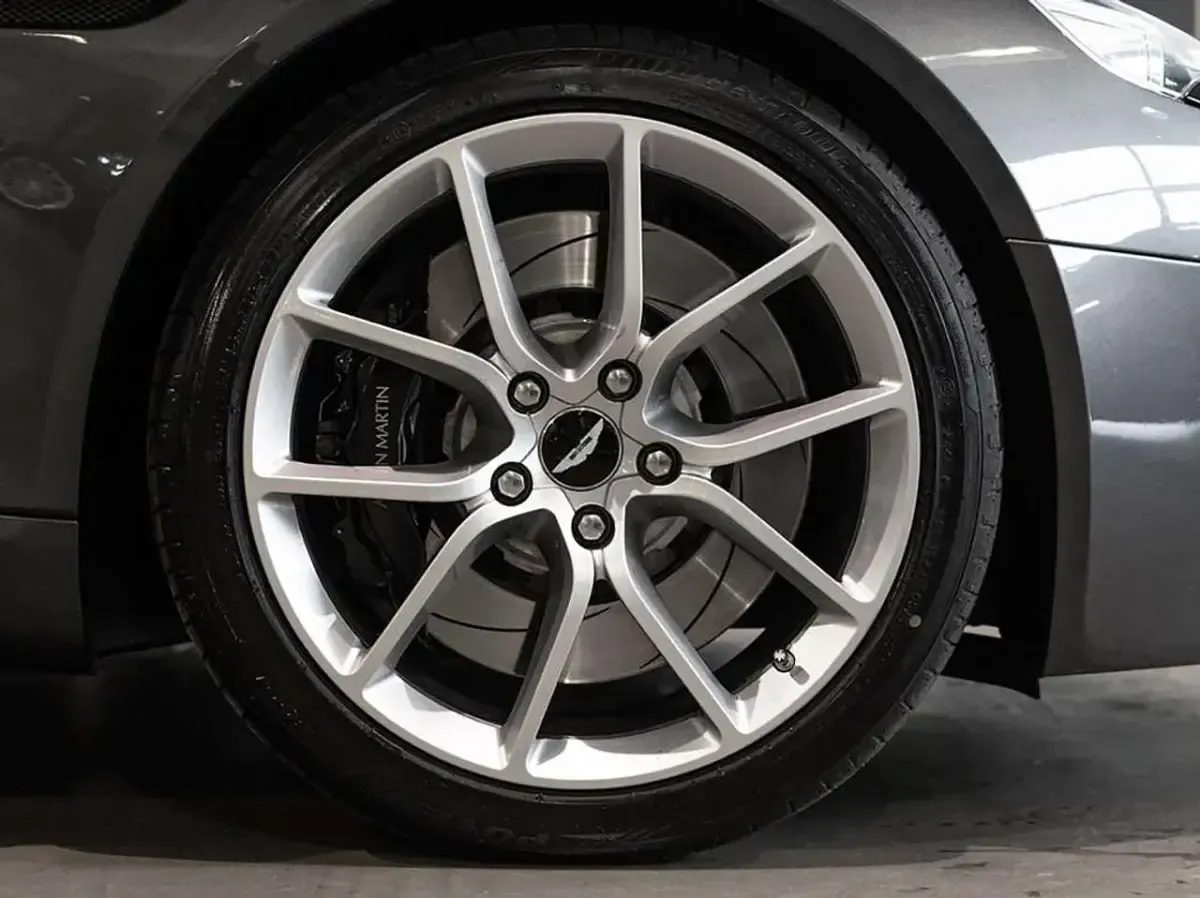 Gebraucht Aston Martin Rapide 560 PS (411 kW) 2016 Silber Coupé