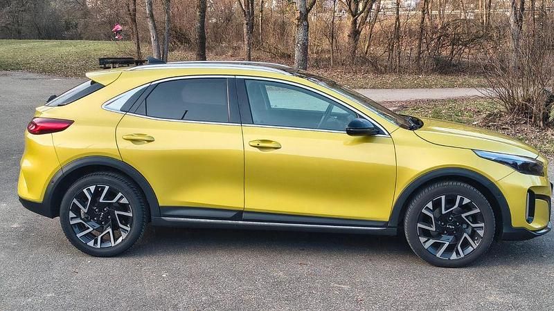 Gebraucht Kia XCeed Platinum 160 PS (117 kW) 2023 Gelb SUV