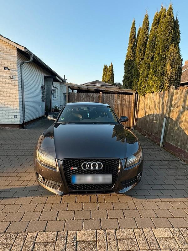 Gebraucht Audi A5 S-Line 170 PS (125 kW) 2011 Grau Coupé