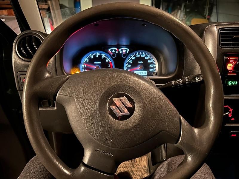 Gebraucht Suzuki Jimny 86 PS (63 kW) 2010 Grün SUV