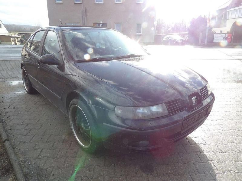 Gebraucht Seat Leon Sport 125 PS (91 kW) 2004 Schwarz Kleinwagen