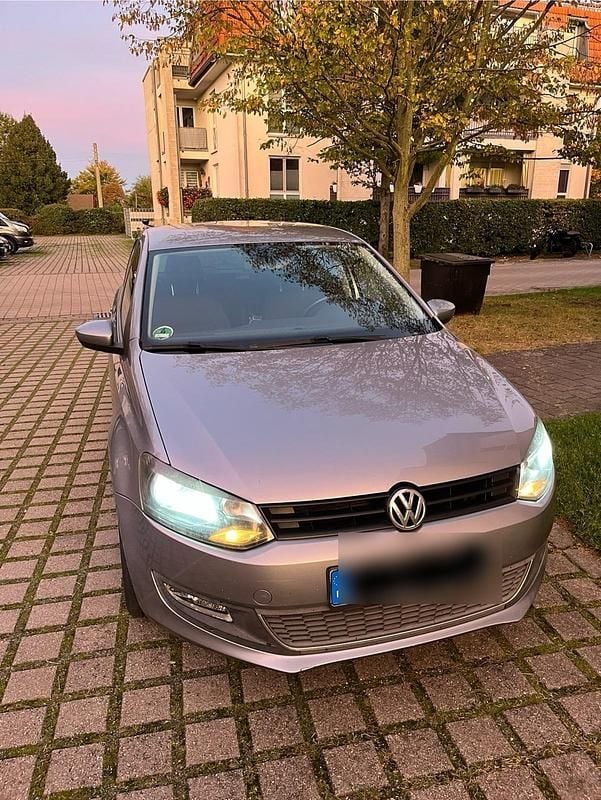 Grau Gebraucht 2010 VW Polo Kleinwagen | 4.000 € (Superpreis) - Bild 1/4