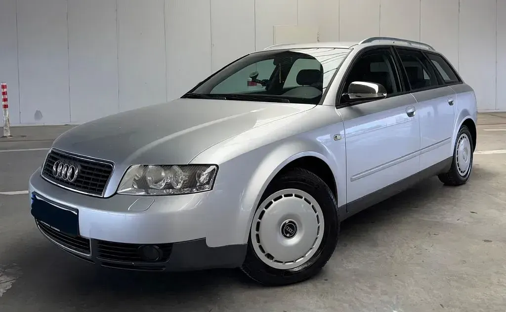 Gebraucht Audi A4 131 PS (96 kW) 2003 Silber Kombi