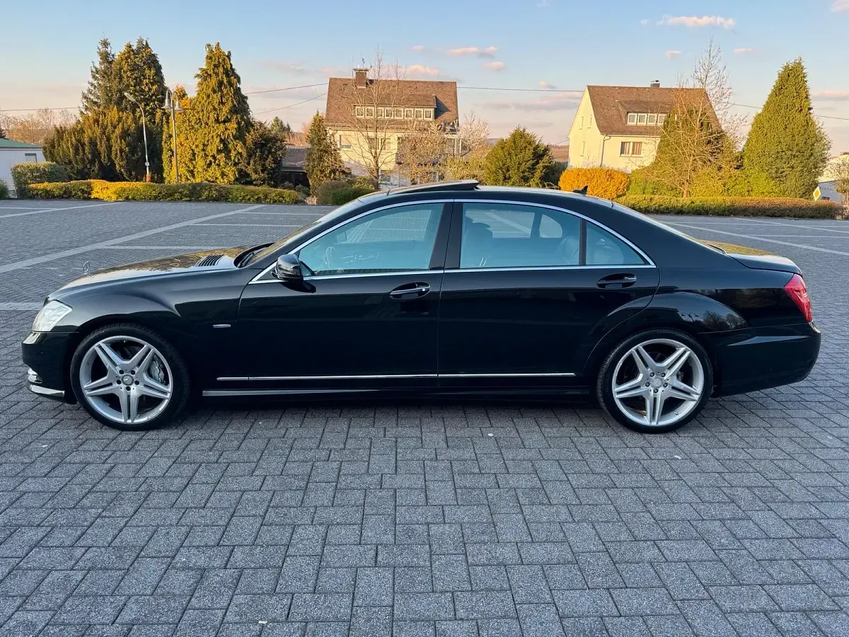 Gebraucht Mercedes S500L AMG 435 PS (319 kW) 2011 Schwarz Limousine
