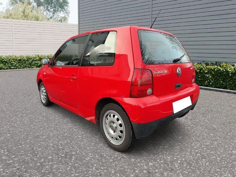 Gebraucht VW Lupo 61 PS (44 kW) 2002 Rot Kleinwagen