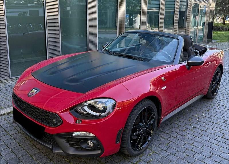 Gebraucht 2018 Abarth 124 Spider Cabrio | 22.999 € - Bild 1/4