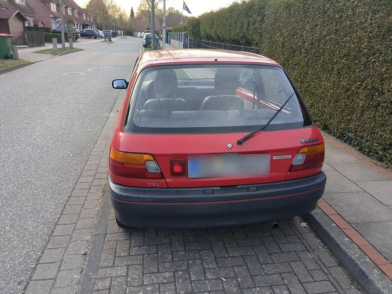 Gebraucht Toyota Starlet 75 PS (55 kW) 1994 Rot Kleinwagen