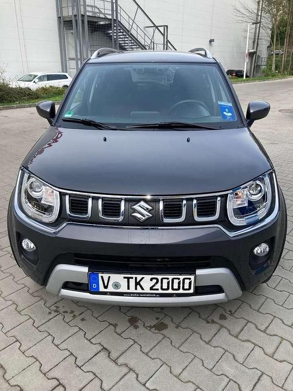 Grau Gebraucht 2023 Suzuki Ignis Comfort Kleinwagen | 18.900 € (Fairer Preis) - Bild 1/4