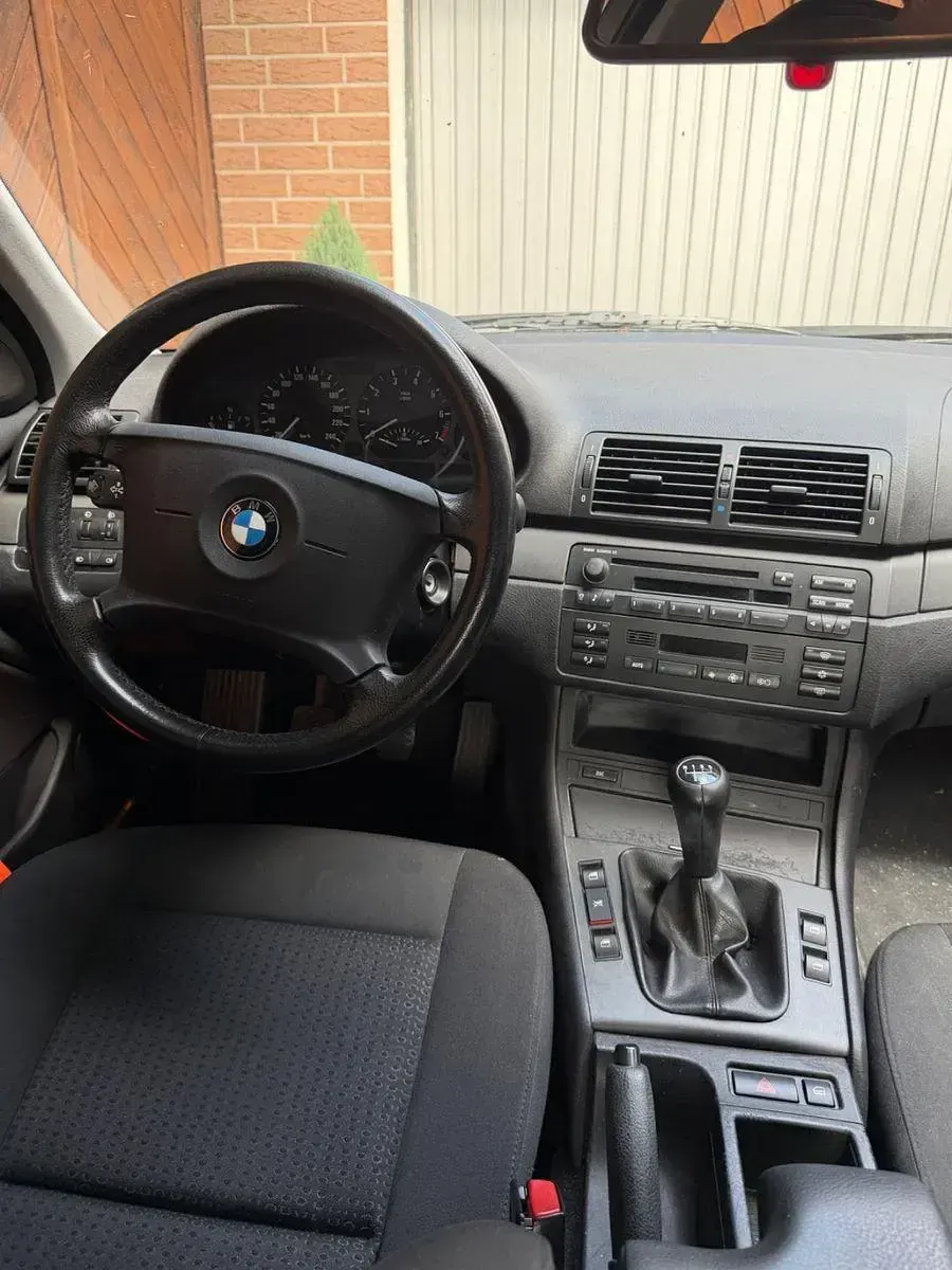 Gebraucht BMW 316 116 PS (85 kW) 2003 Grau Limousine