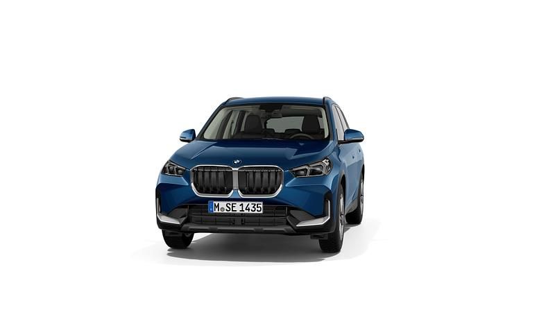 Blau Gebraucht 2024 BMW X1 Efficient Dynamics SUV | 46.790 € (Fairer Preis) - Bild 1/4
