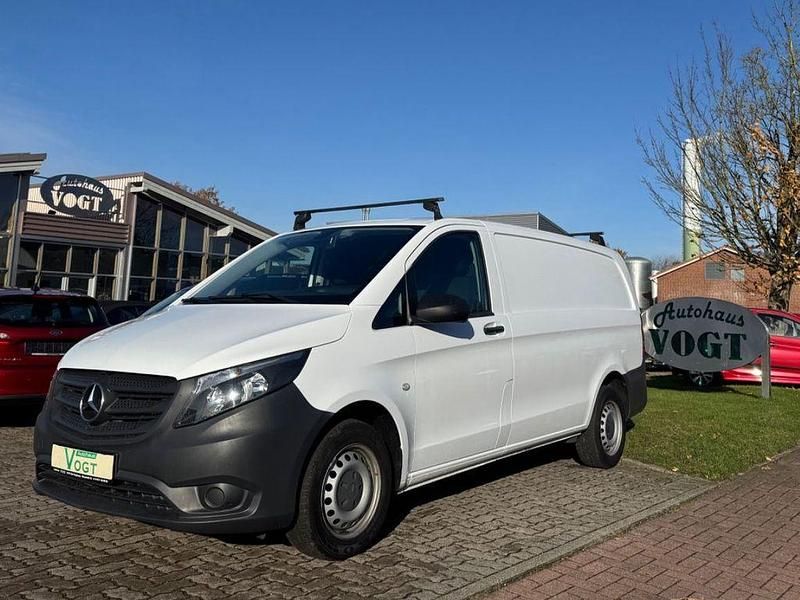 Weiß Gebraucht 2019 Mercedes Vito Van | 24.500 € (Superpreis) - Bild 1/4
