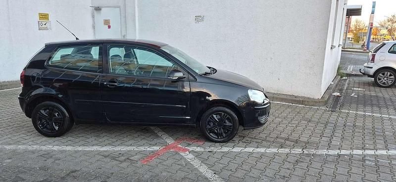 Schwarz Gebraucht 2008 VW Polo Limousine | 1.950 € (Superpreis) - Bild 1/4