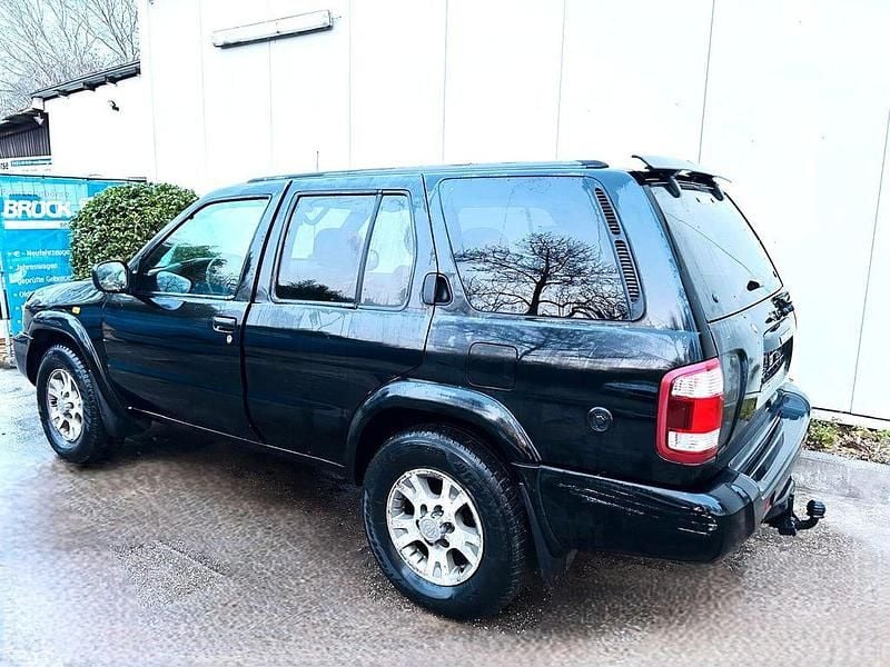 Gebraucht Nissan Pathfinder 220 PS (161 kW) 2000 Schwarz SUV