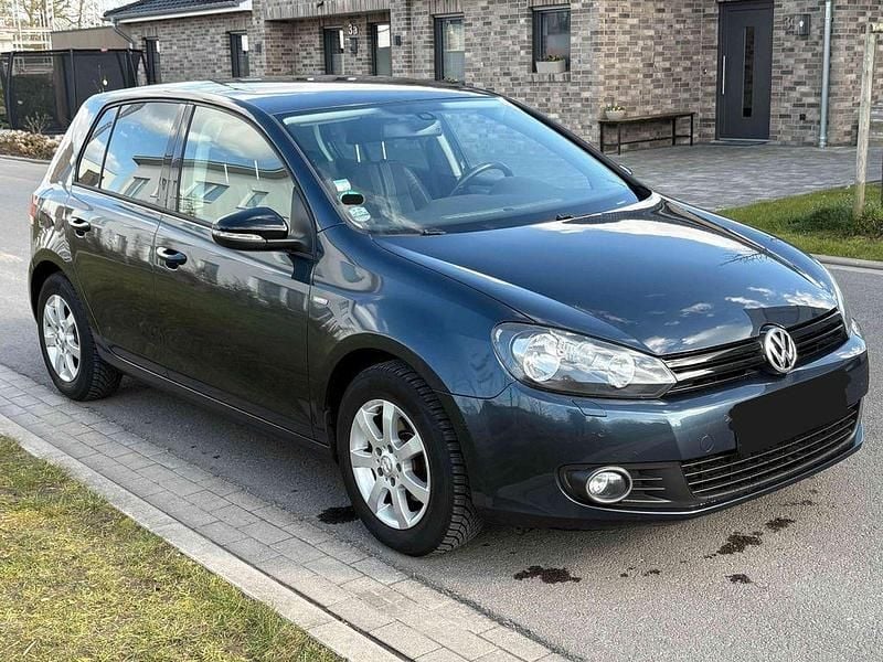 Gebraucht VW Golf VII Match 86 PS (63 kW) 2012 Blau Limousine