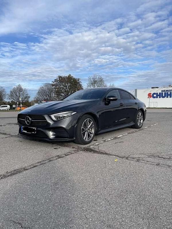 Gebraucht Mercedes CLS300 AMG line 245 PS (180 kW) 2019 Grau Coupé