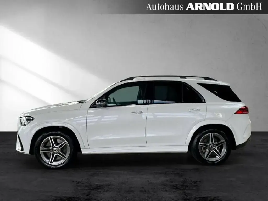 Gebraucht Mercedes GLE450 AMG AMG 367 PS (269 kW) 2024 Manufaktur opalithweiß bright (metallic) SUV